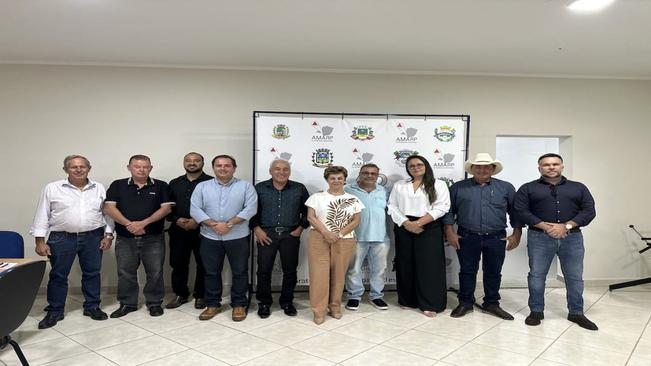 Primeira reunião da AMARP com os prefeitos eleitos para a legislatura 2025-2028
